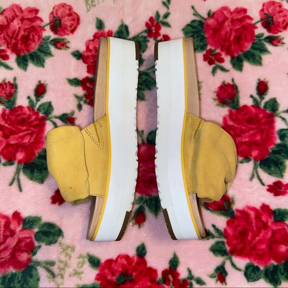 Ugg Joan Platform Bow Sandals - Picture 12 of 16